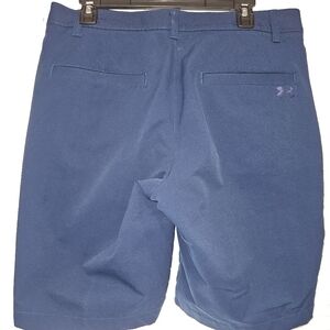 Mens Under Armour Golf shorts Size 34
